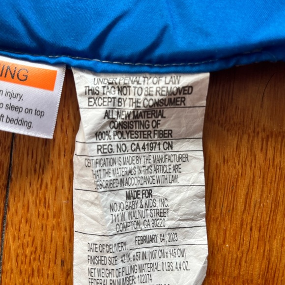 Disney Cars Red and Yellow Set - Picture 3 of 6